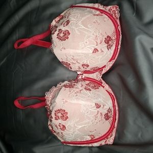 Soma underwire lacy padded bra